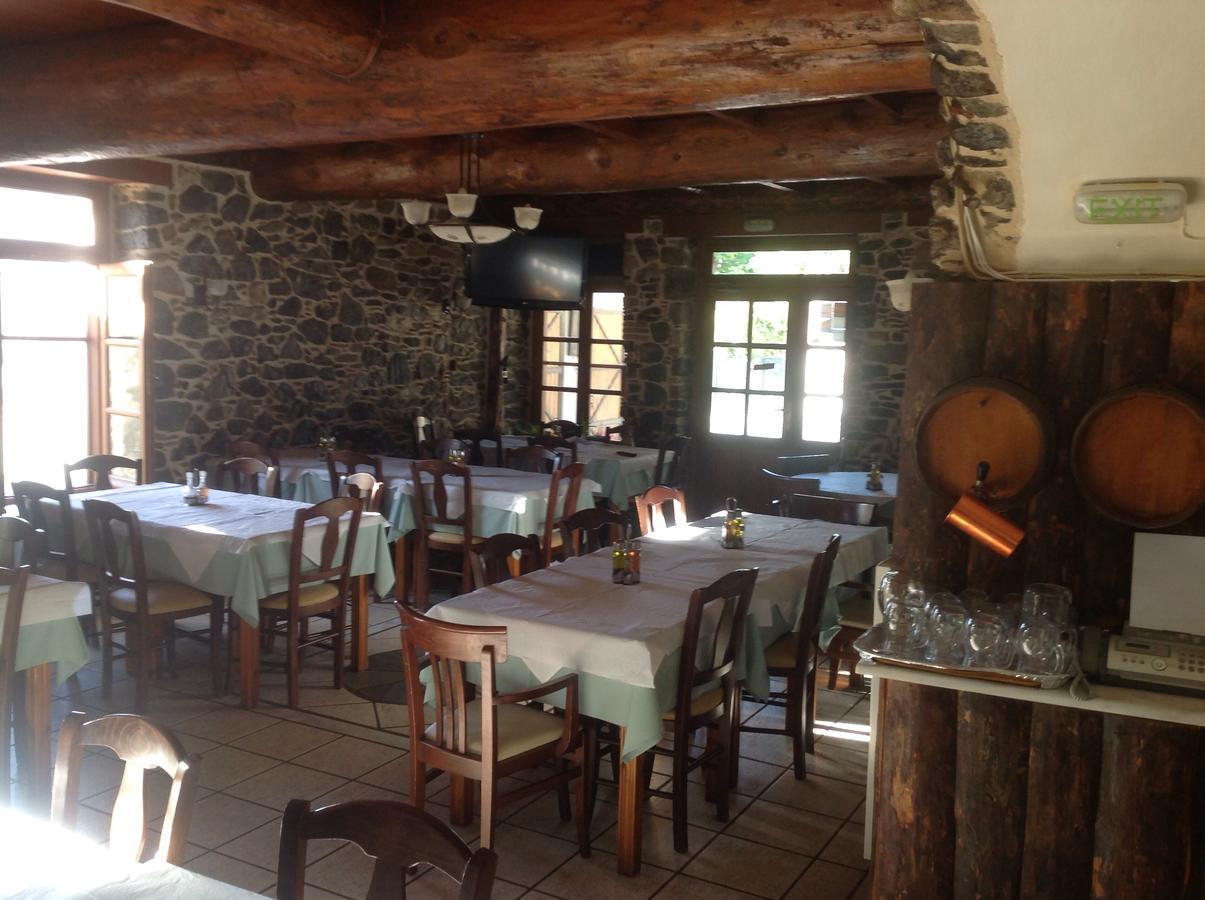 Arhontiko Parnona Hotel Karyes Exterior photo